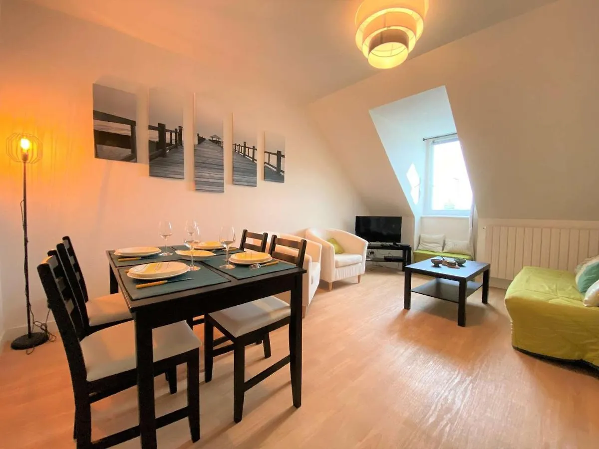 Appartement Roscoff, 2 Pieces, 4 Personnes - Fr-1-625-30 Apartment