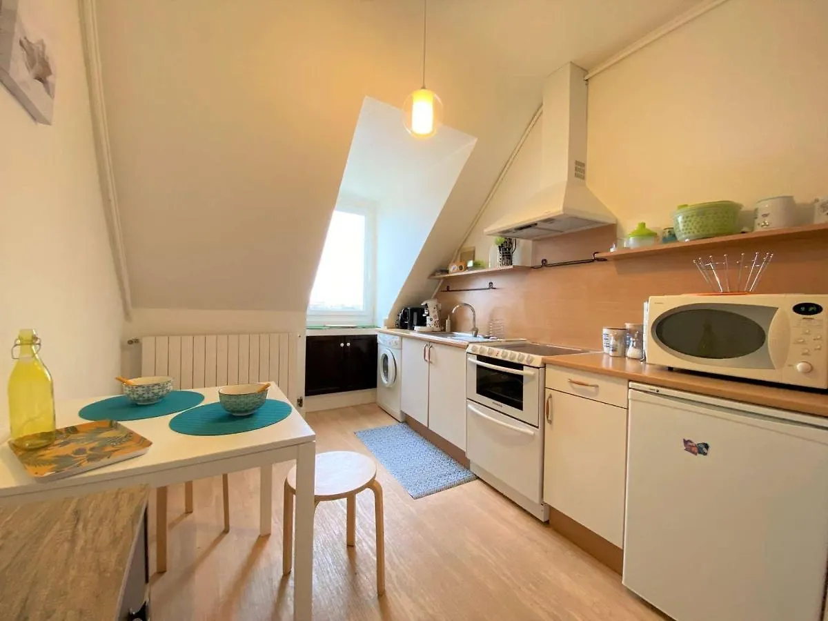 Apartment Appartement Roscoff, 2 Pieces, 4 Personnes - Fr-1-625-30