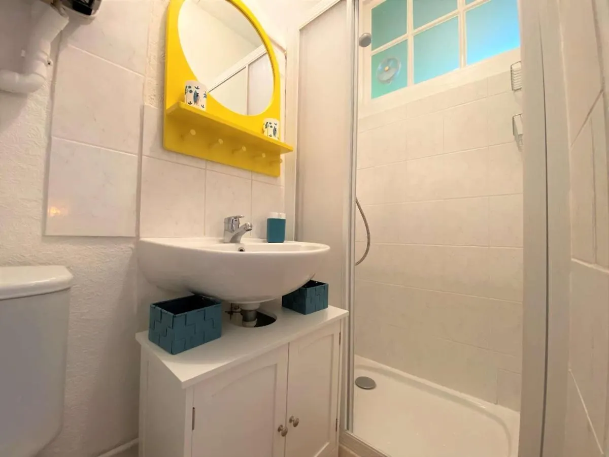 Appartement Roscoff, 2 Pieces, 4 Personnes - Fr-1-625-30 France